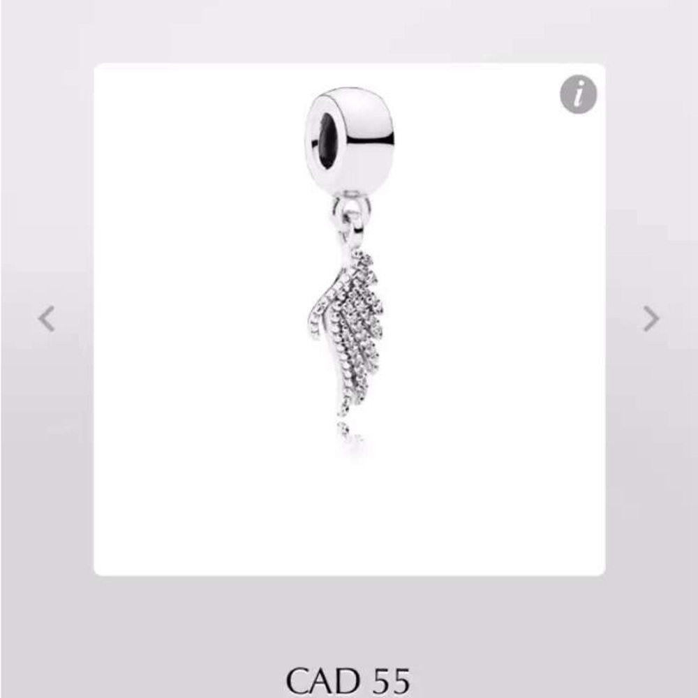 Pandora “Majestic Feather” Charm
